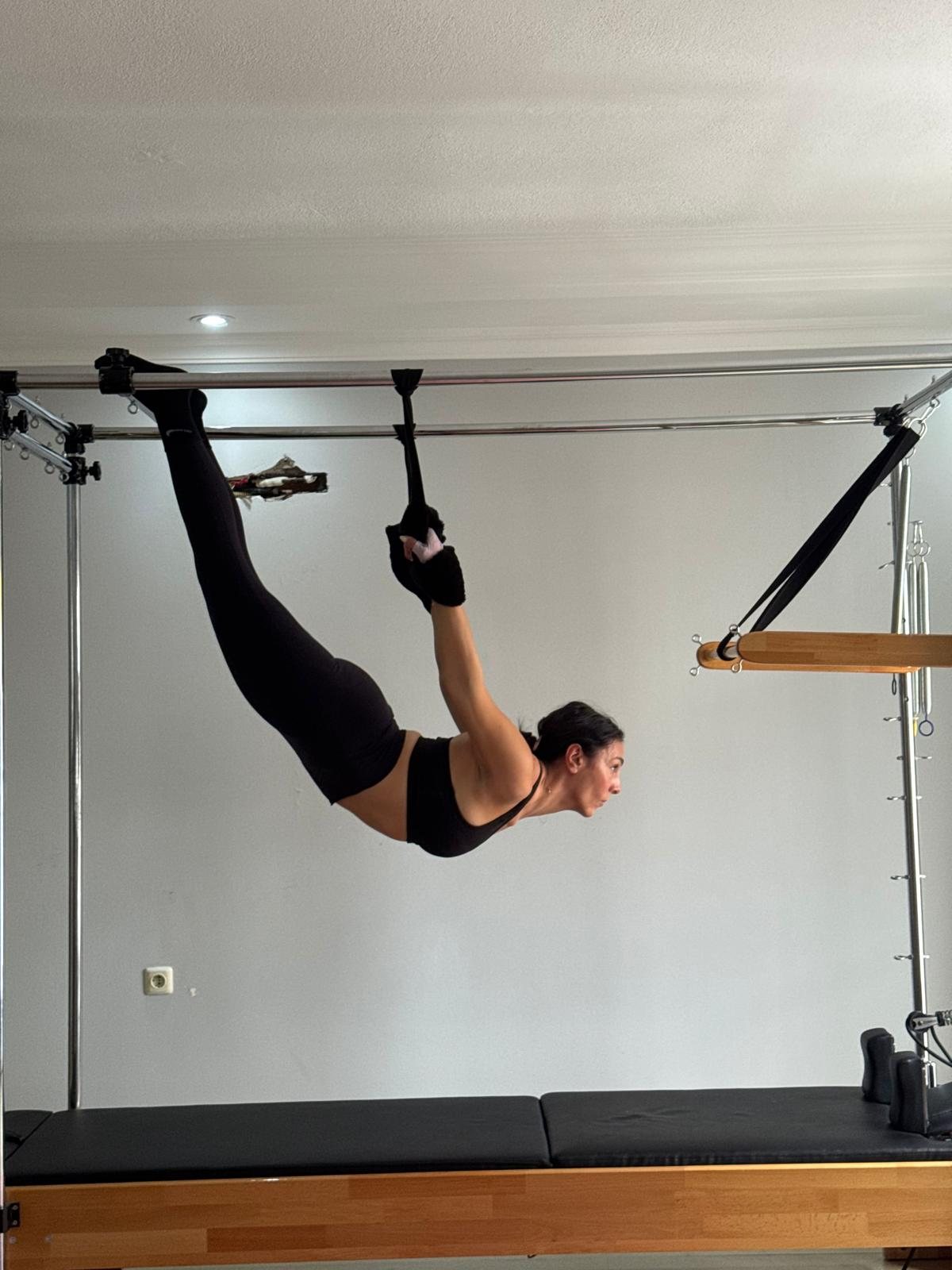 Luz de Liya Pilates Studio Instagram görseli - pilates ekipman alanı